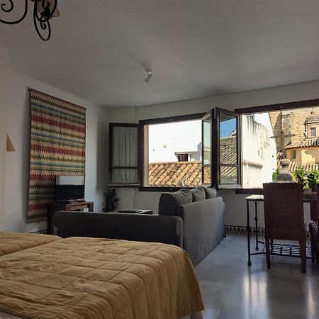 Apartamentos Plaza Córdoba Eksteriør billede