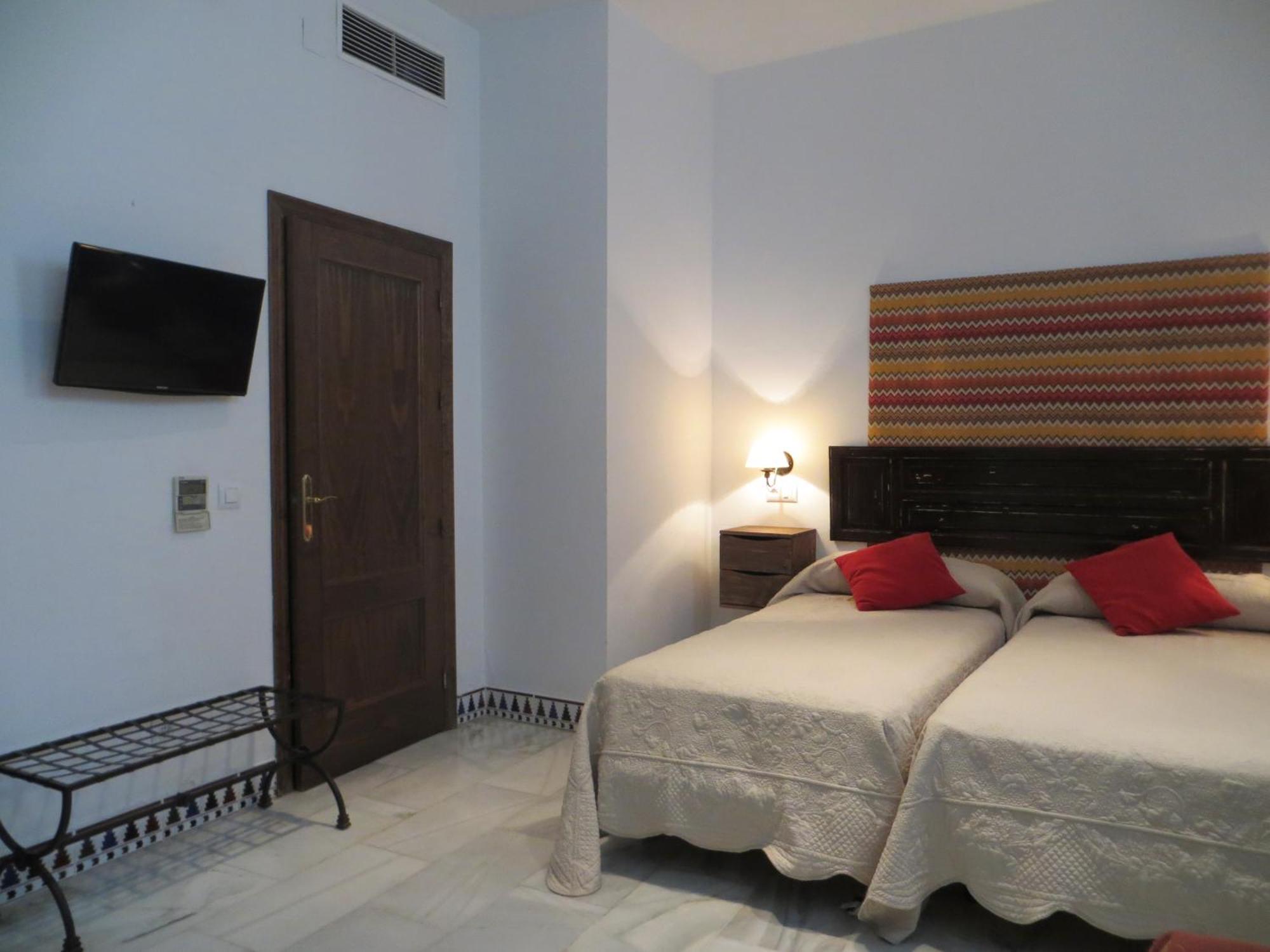 Apartamentos Plaza Córdoba Værelse billede