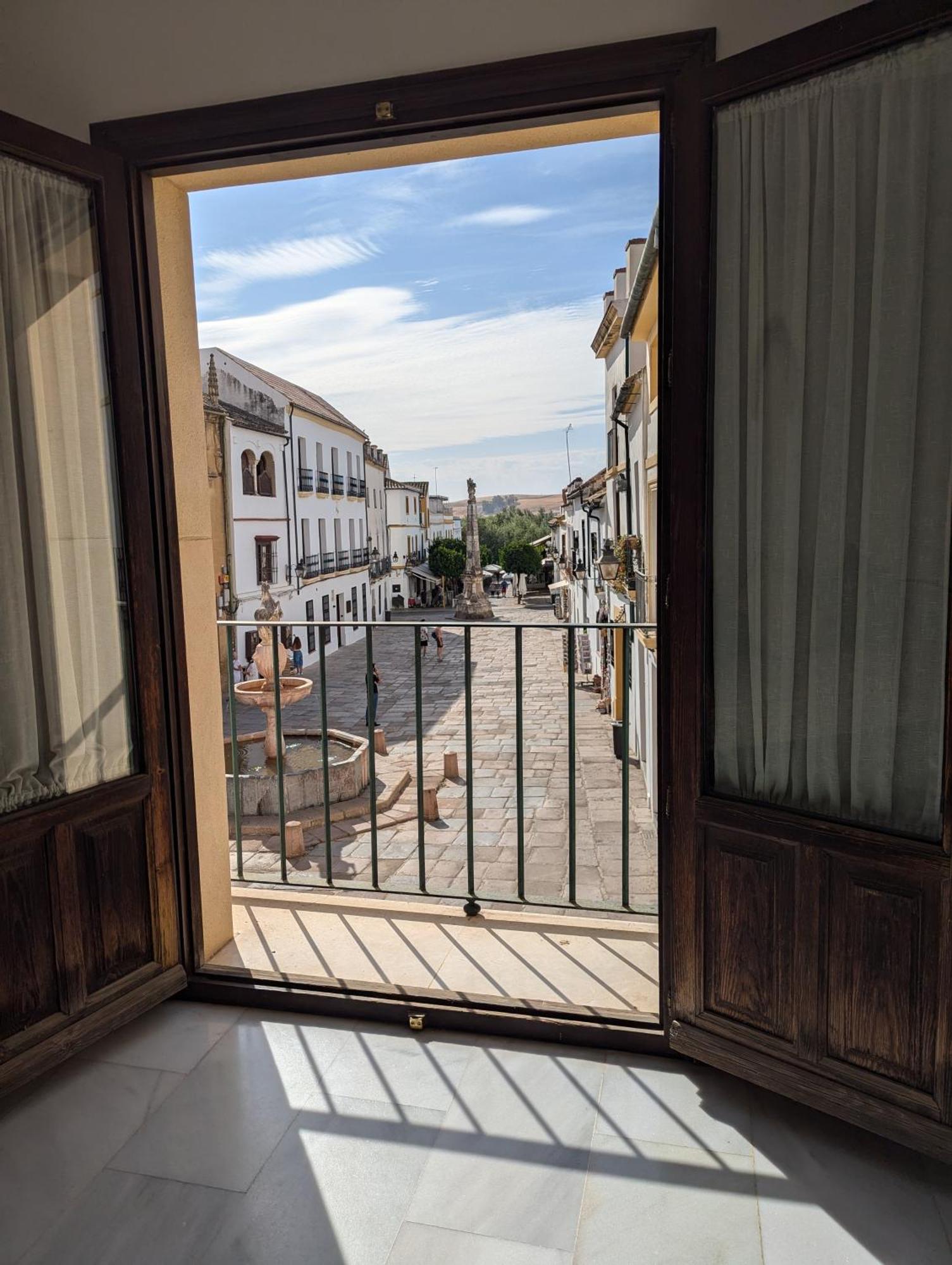 Apartamentos Plaza Córdoba Eksteriør billede