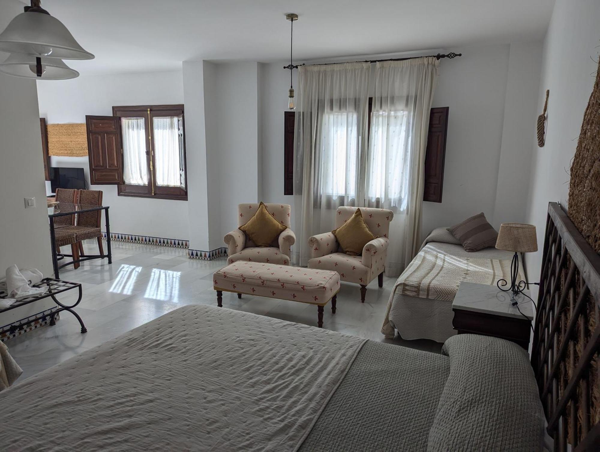 Apartamentos Plaza Córdoba Eksteriør billede