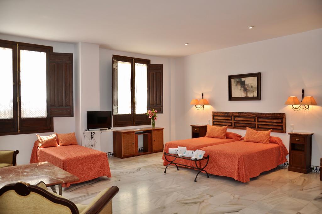 Apartamentos Plaza Córdoba Eksteriør billede