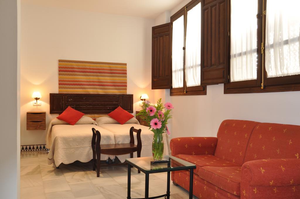 Apartamentos Plaza Córdoba Eksteriør billede